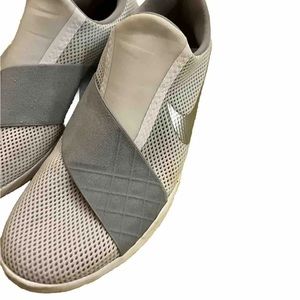 Used condition women’s Nike training shoes